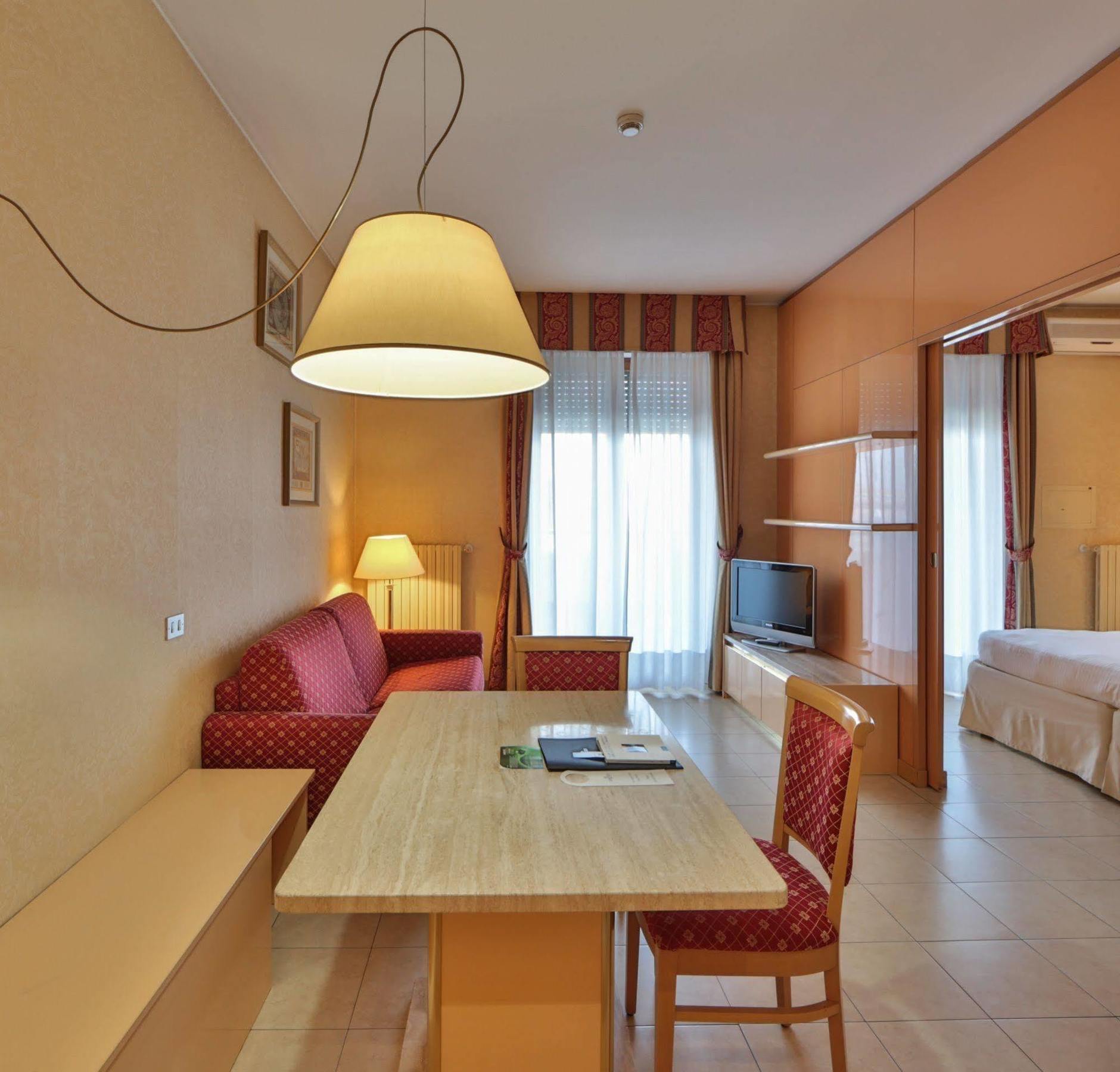 Unaway Hotel & Residence Quark Due Milano Exteriér fotografie
